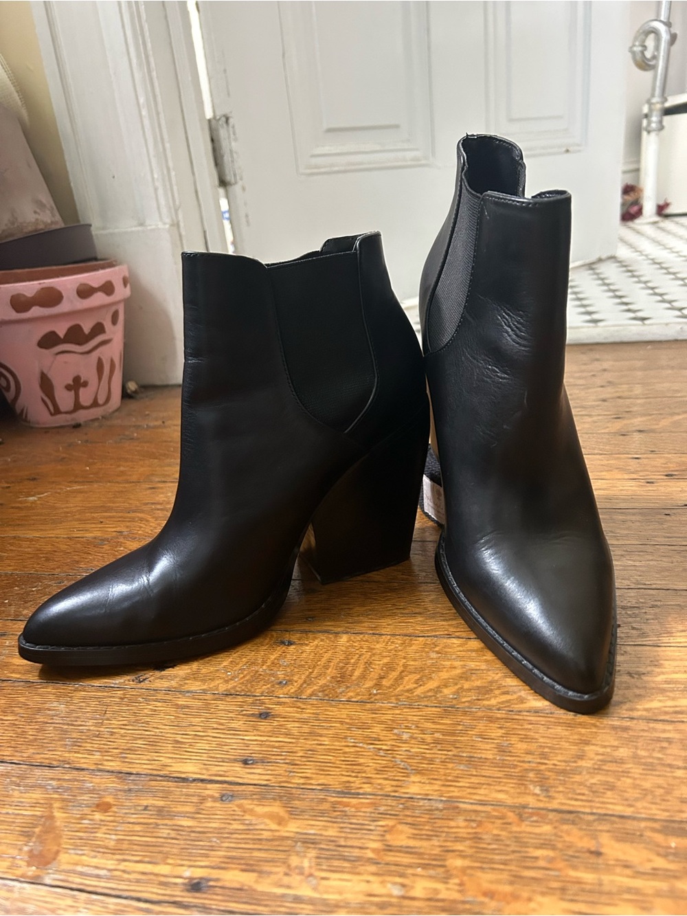 bp Black Pointed Toe Leather Ankle Booties